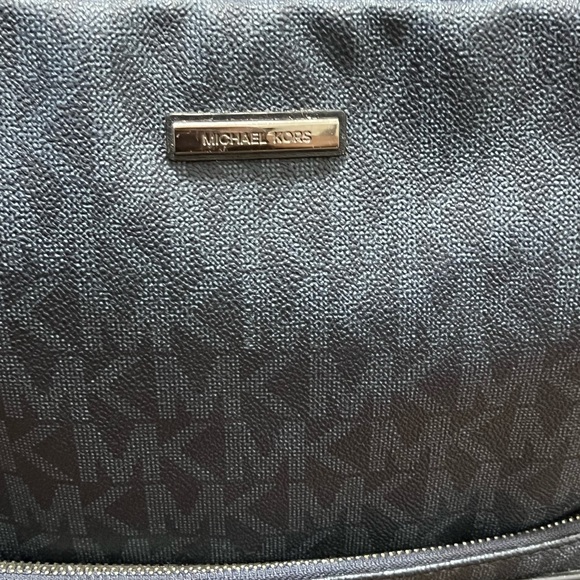 Backpack - Picture 2 of 3